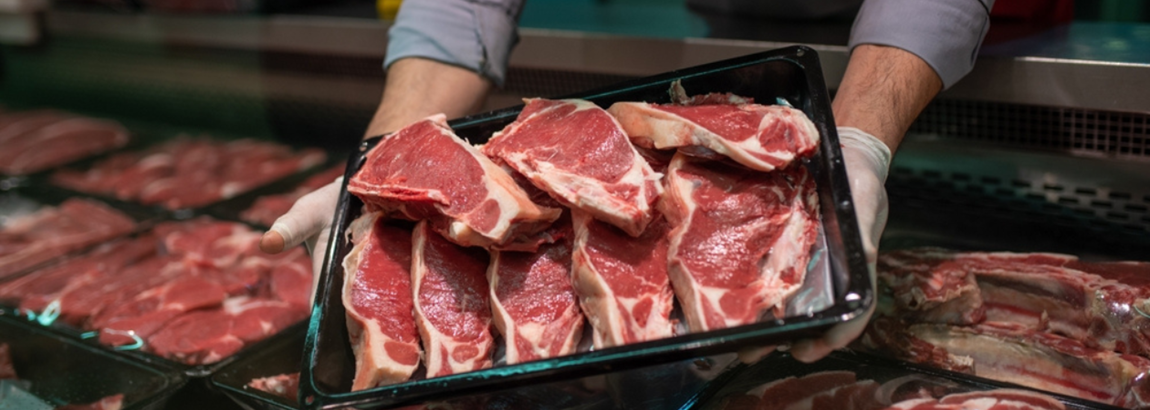 Illegally imported meat threatens a “food safety crisis”
