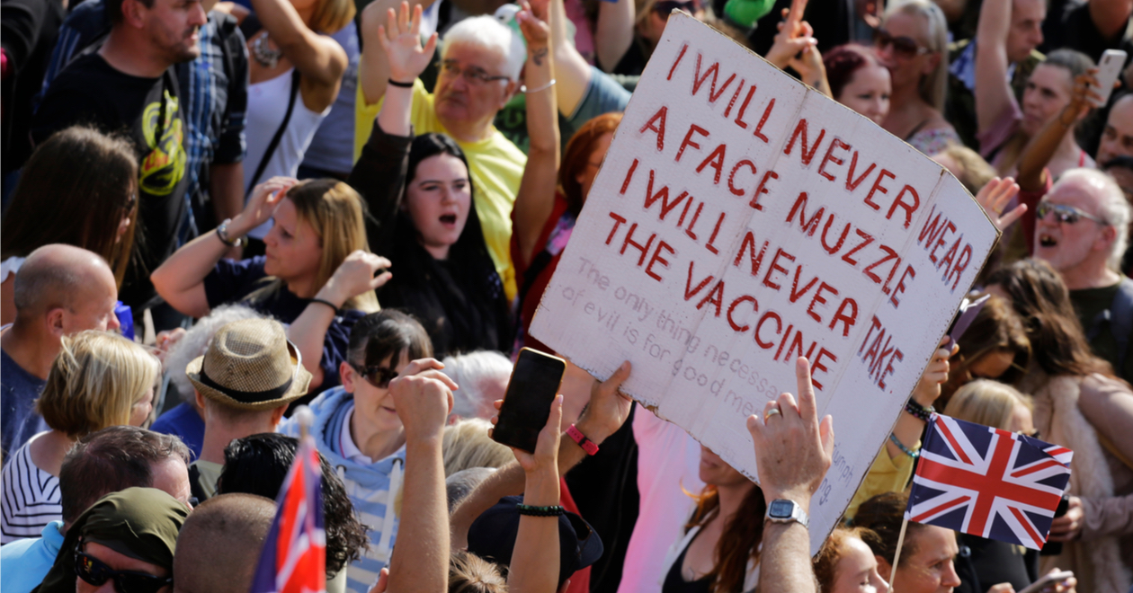 19 September 2020: People gather in Trafalgar Square during a protest against the mandatory use of face masks, the Coronavirus vaccine and the social distancing restrictions.
