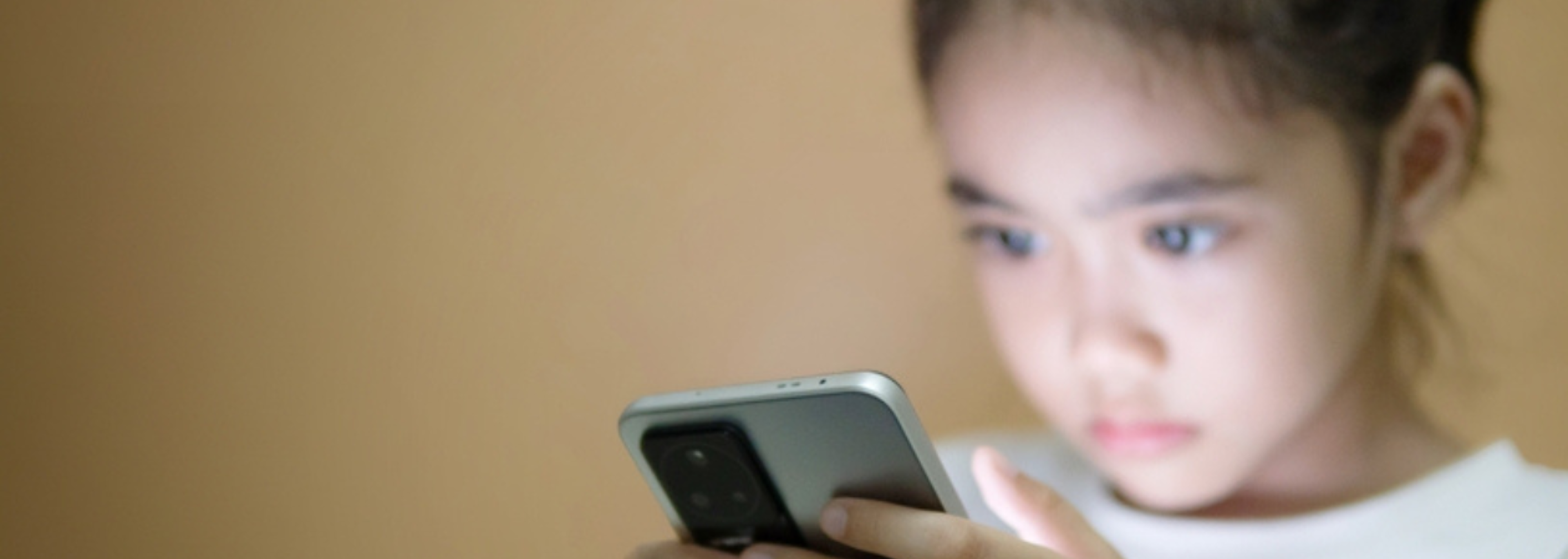 Young people addicted to digital are at greater risk of suicide